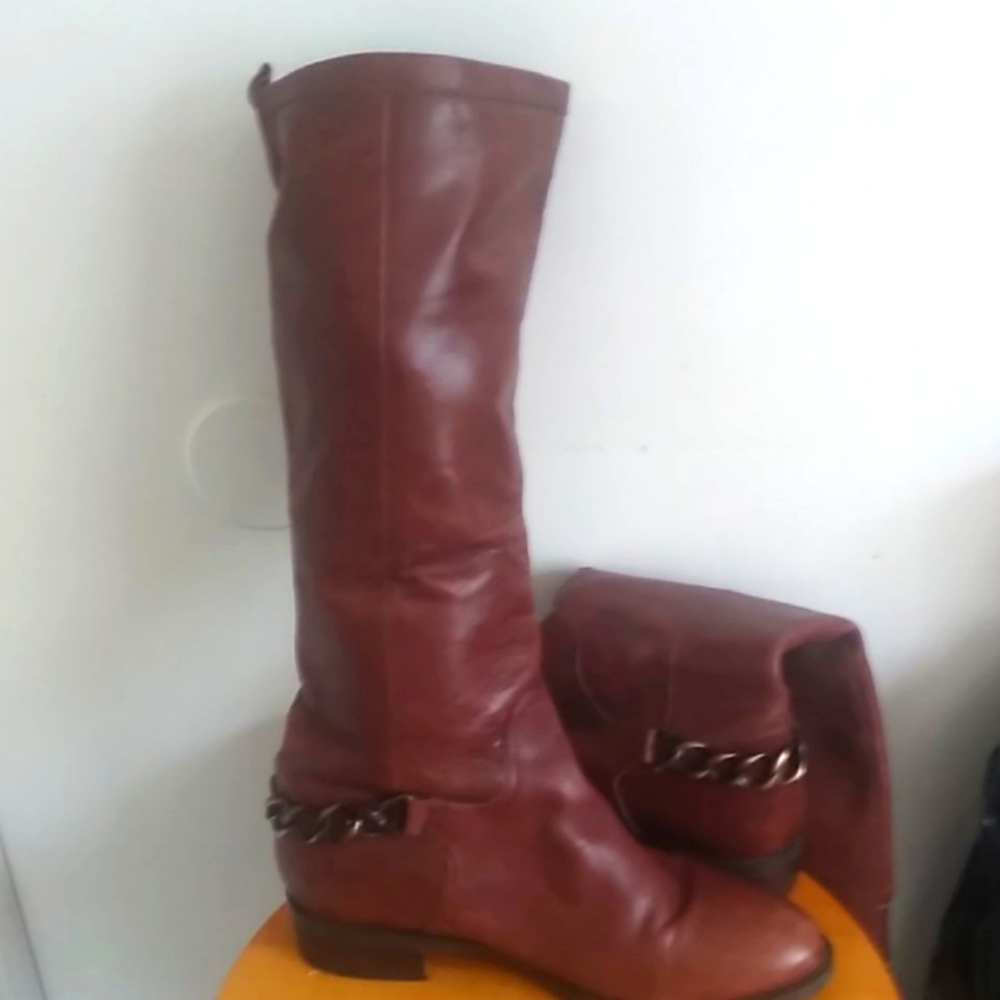Leather boots
